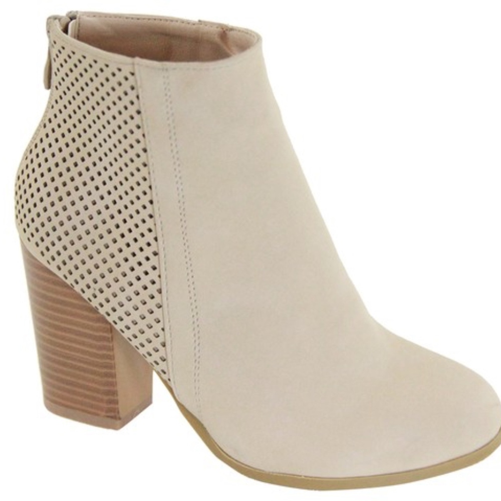 NEW Beige Bootie Zip Cutout Fall Winter Blogger